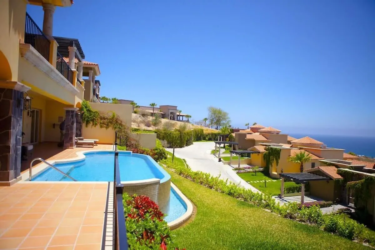 Two Beautiful Villas Great View-Cabo San Lucas